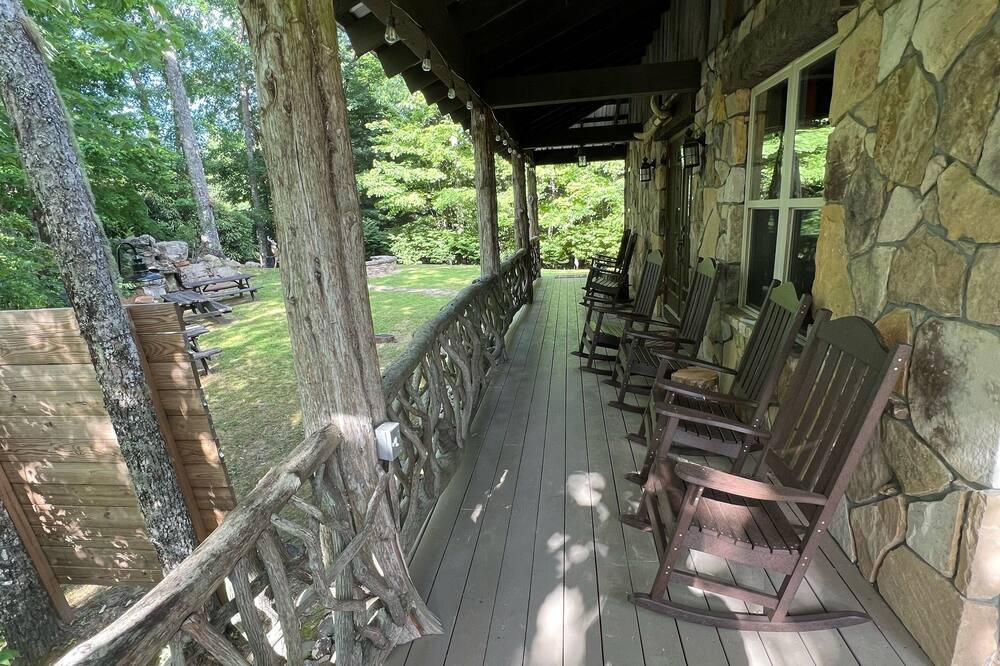 Photo of Patio Balcony in Rosman