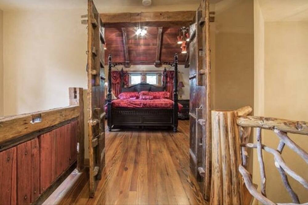 Photo of Bedroom in Rosman