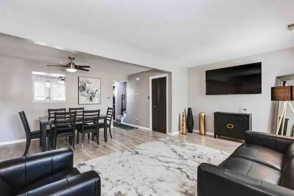 Photo of Livingroom in Portsmouth