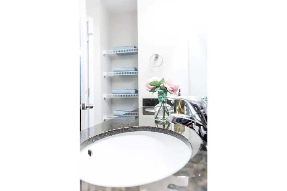 Photo of Bathroom in Goose Creek