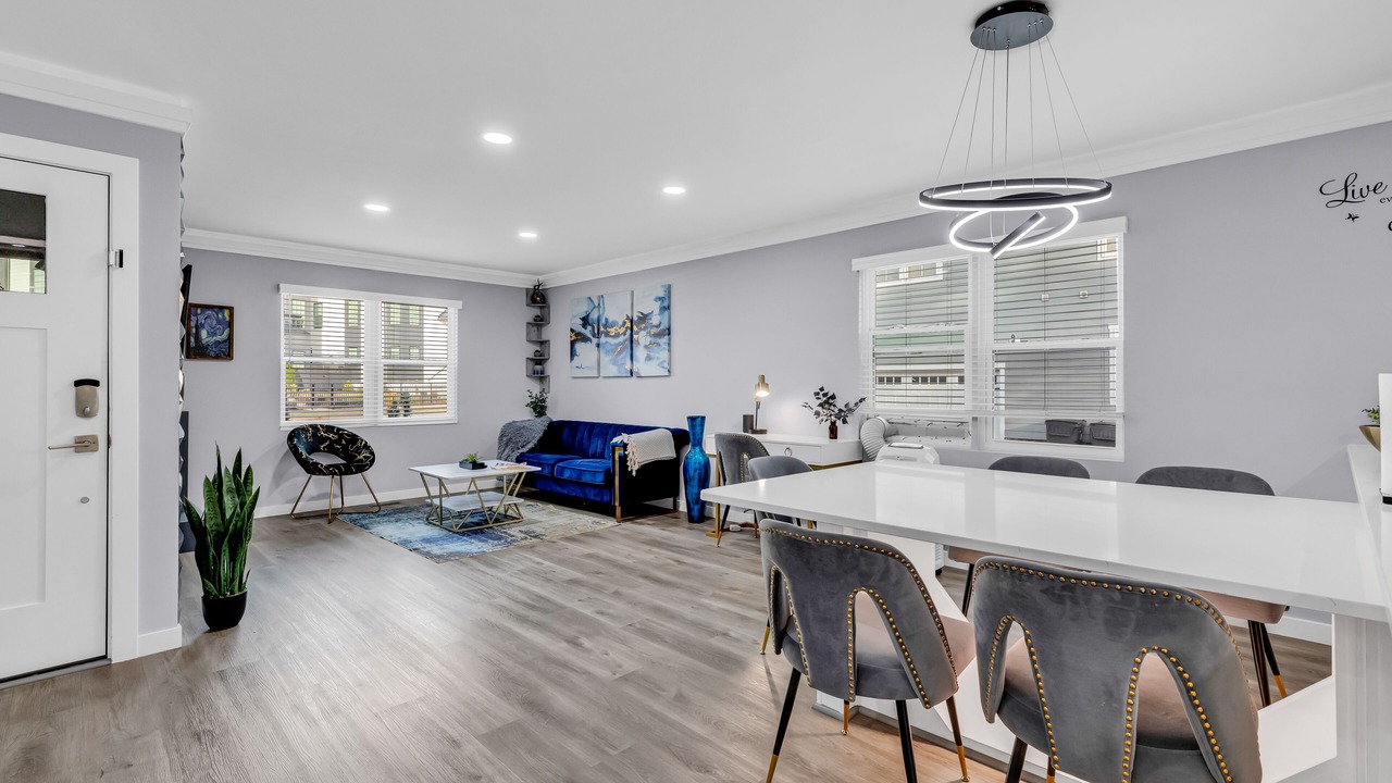 Photo of Bedroom in Villa Heights