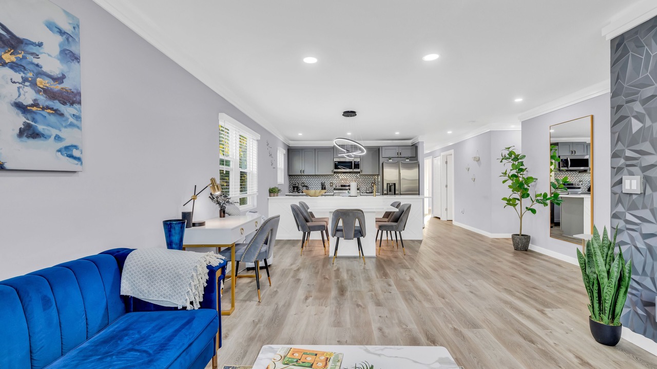 Photo of Bedroom in Villa Heights