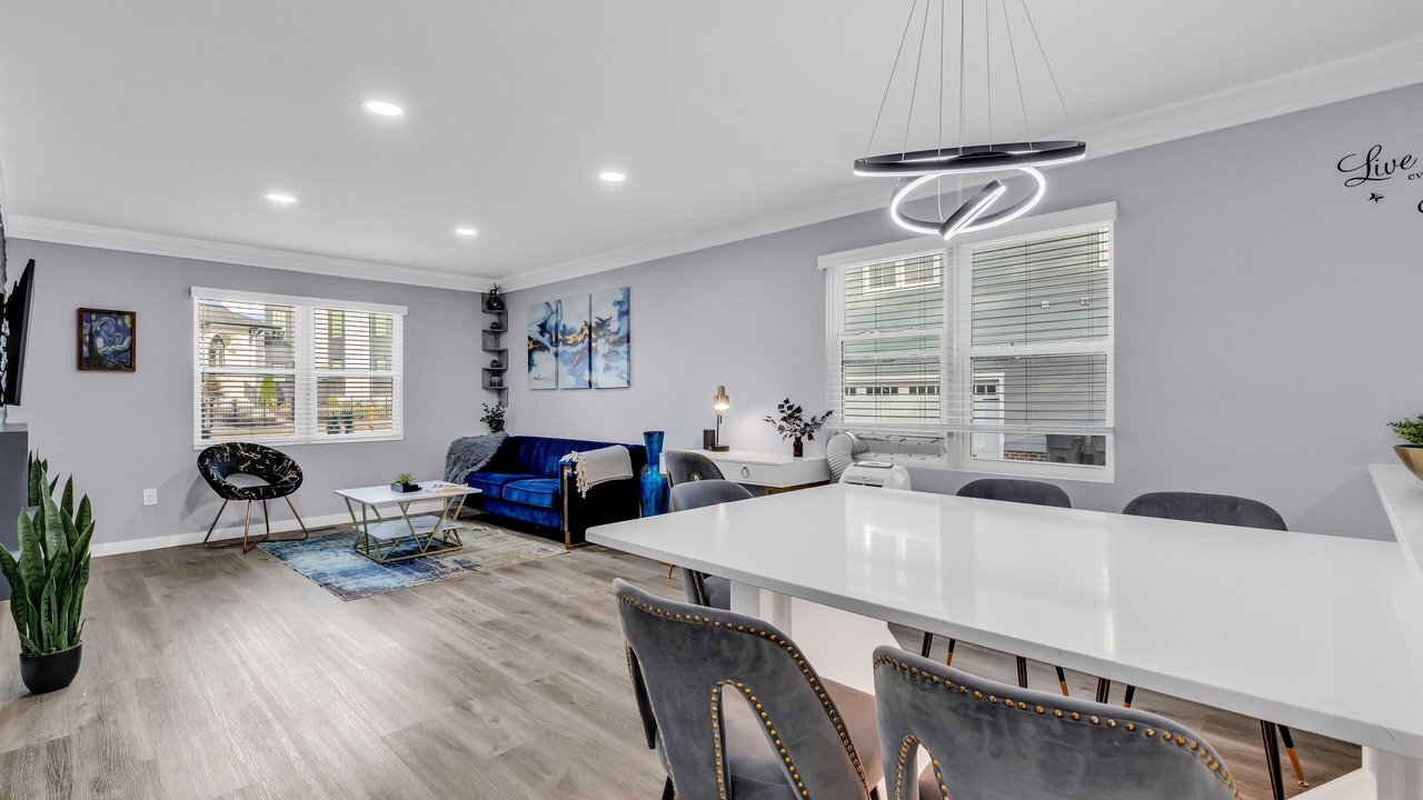 Photo of Bedroom in Villa Heights