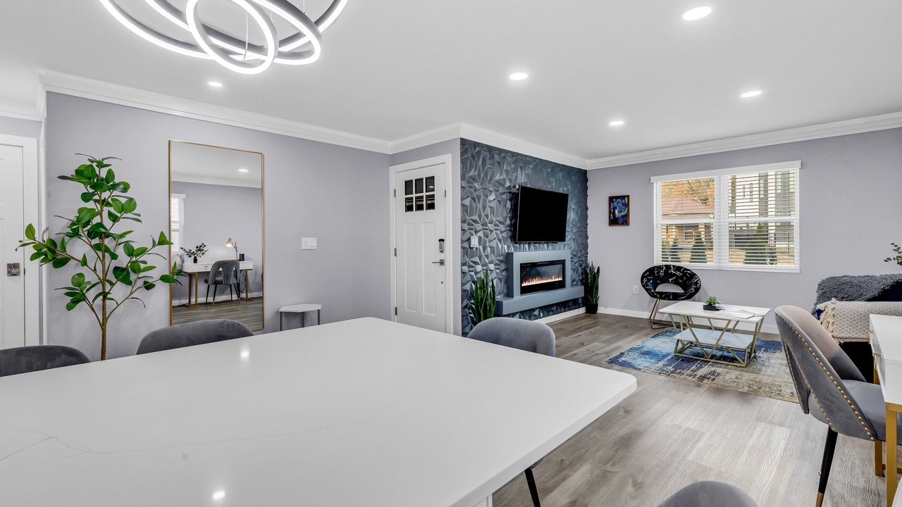 Photo of Bedroom in Villa Heights