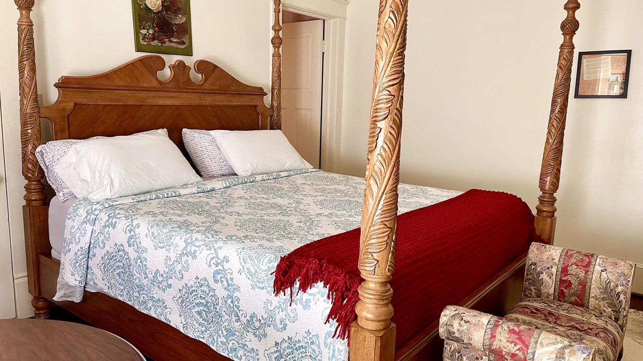 Photo of Bedroom in Greensboro
