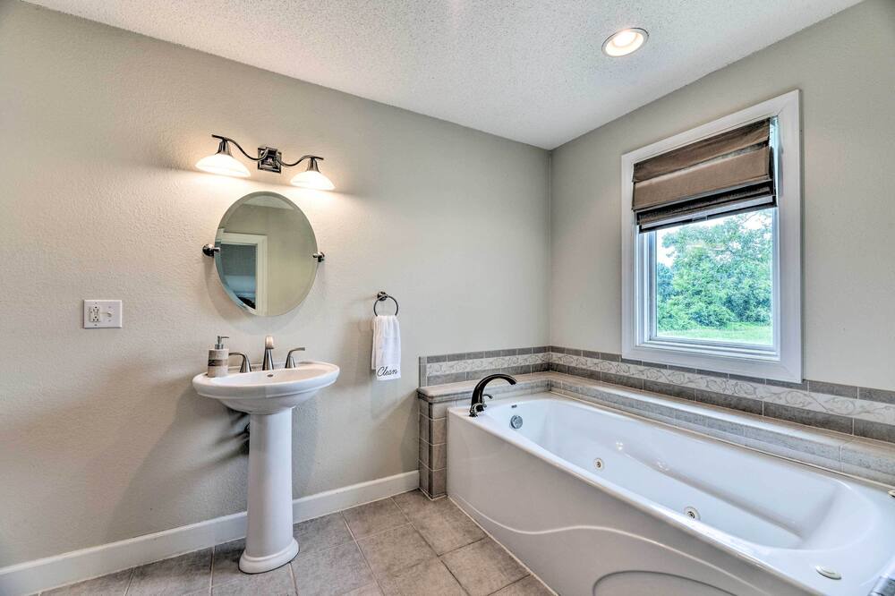 Photo of Bathroom in Columbia
