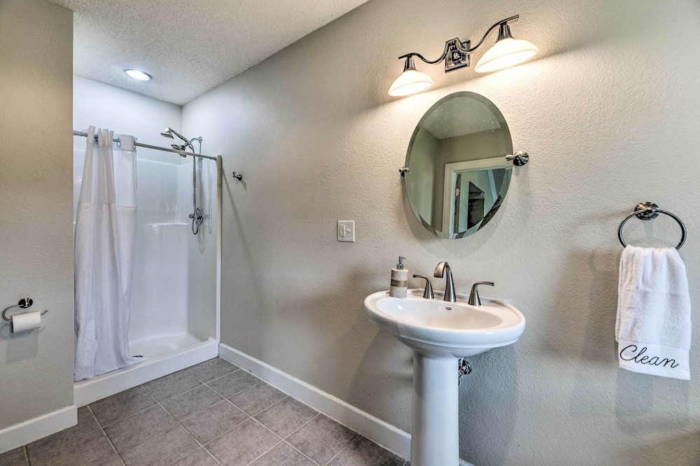 Photo of Bathroom in Columbia