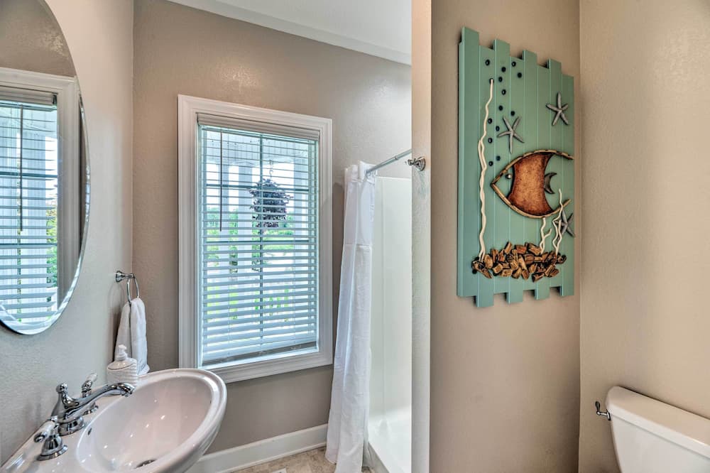 Photo of Bathroom in Columbia
