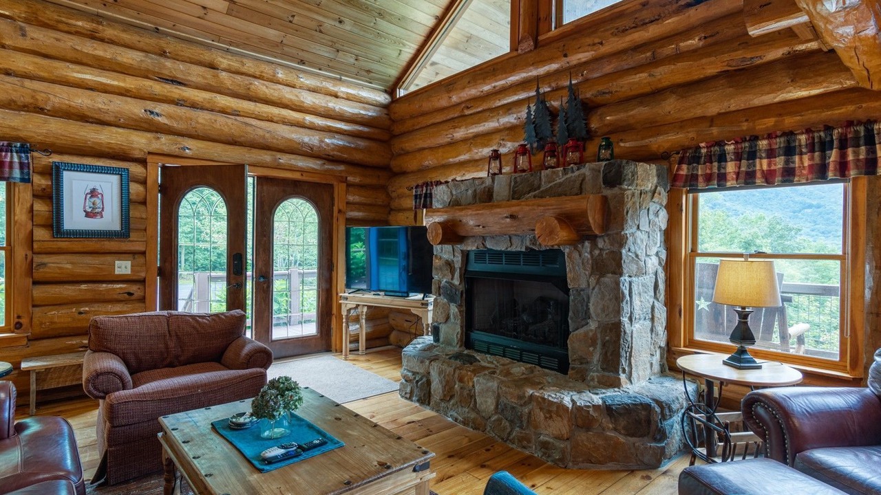 Photo of Livingroom in Sylva