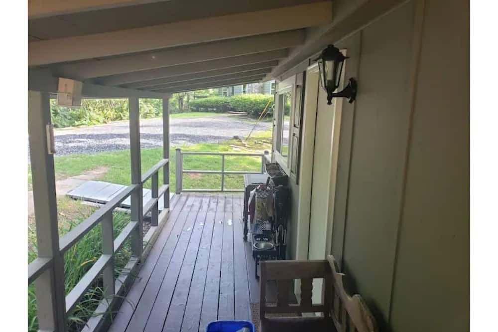 Photo of Patio Balcony in Qualla