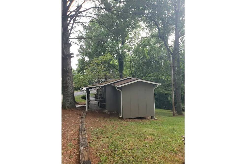 Photo of Others in Qualla