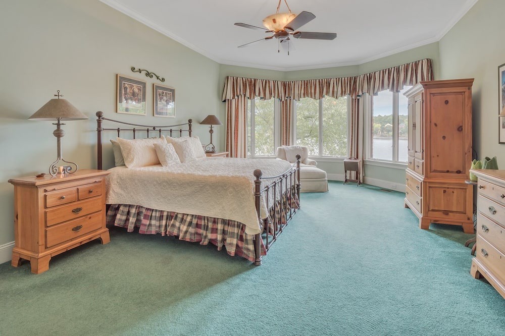Photo of Bedroom in Steele Creek