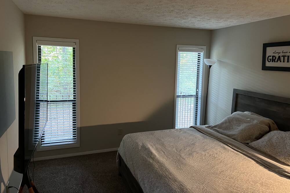 Photo of Bedroom in Hoover