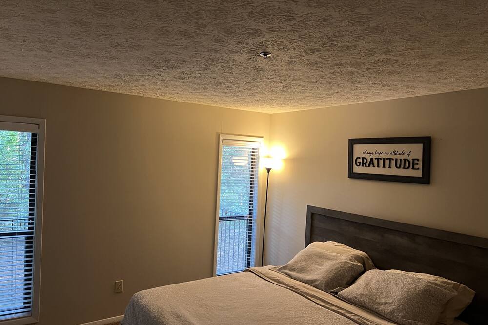 Photo of Bedroom in Hoover
