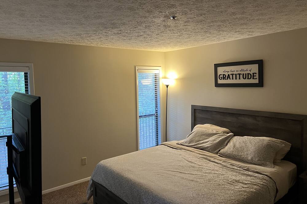 Photo of Bedroom in Hoover