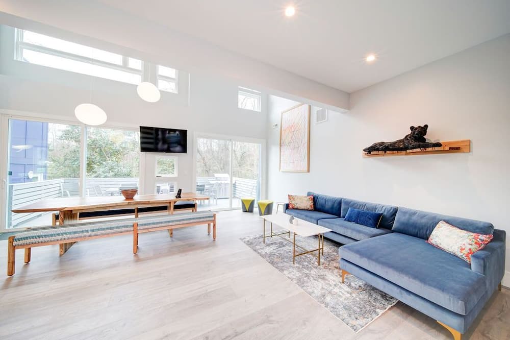 Photo of Livingroom in NoDa