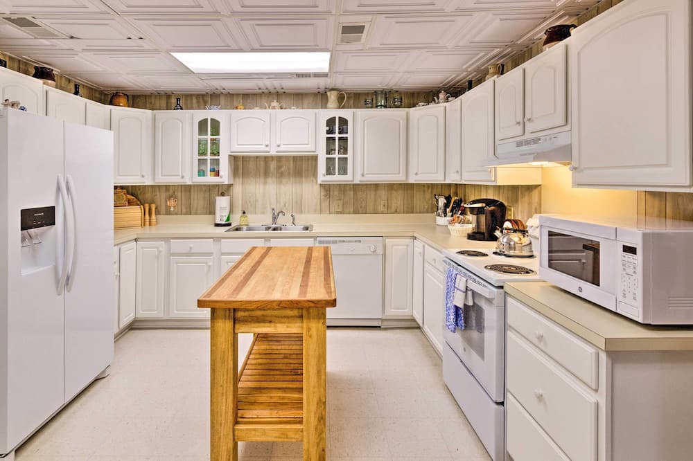 Photo of Kitchen in Lenoir