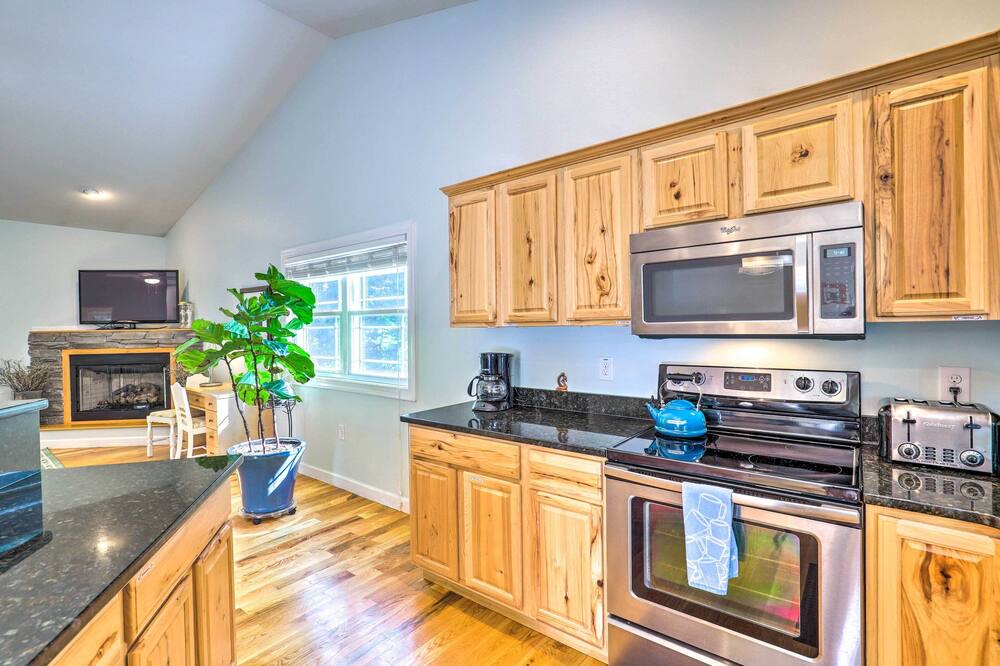 Photo of Kitchen in Weaverville