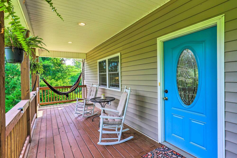 Photo of Outdoor in Weaverville