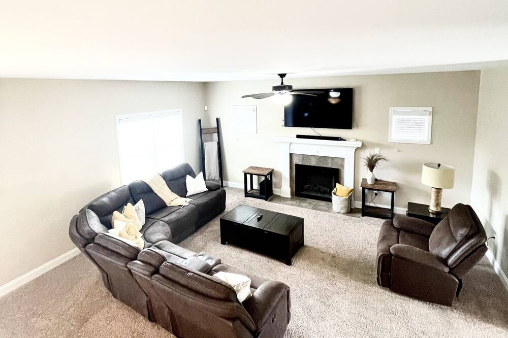 Photo of Livingroom in Cape Fear