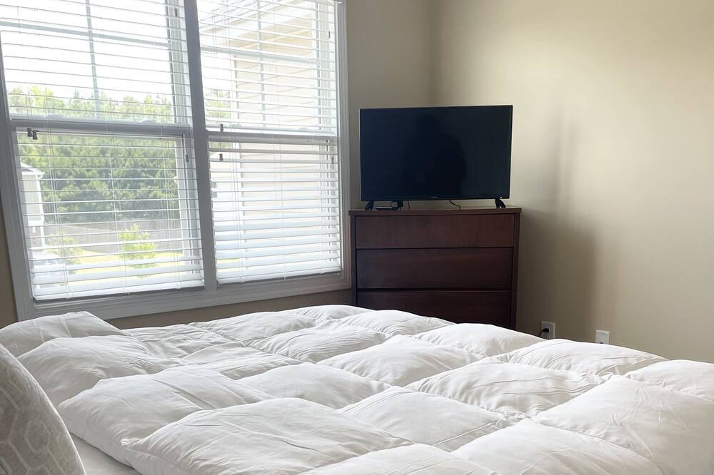 Photo of Bedroom in Cape Fear