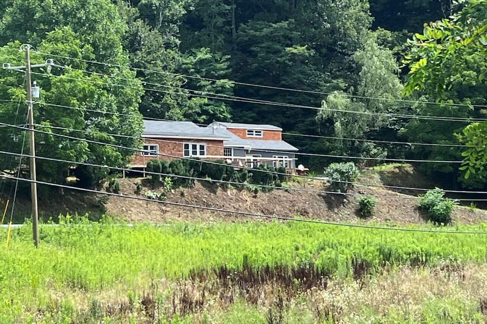 Photo of Others in Bakersville