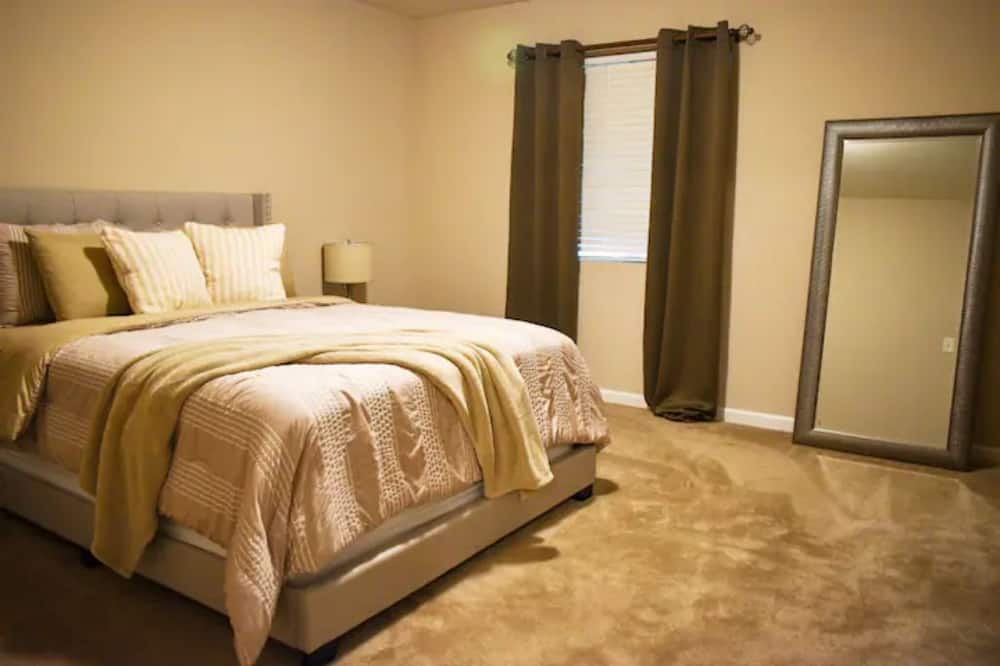 Photo of Bedroom in Gibsonville