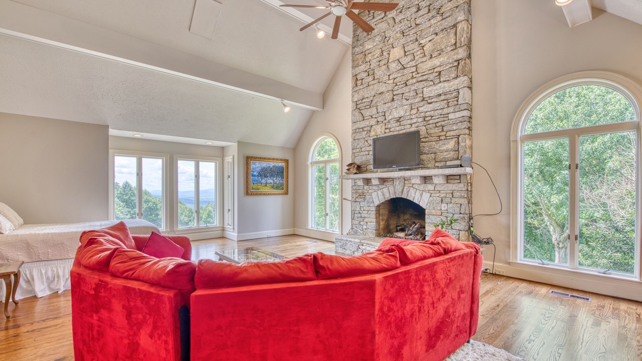 Photo of Livingroom in Fletcher