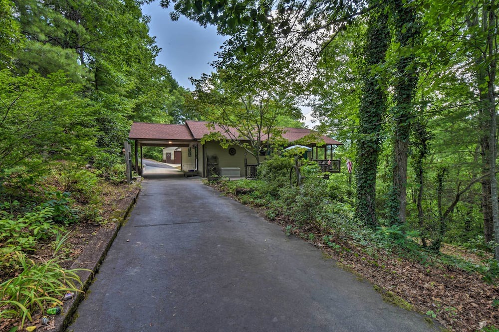 Photo of Others in Upper Peachtree