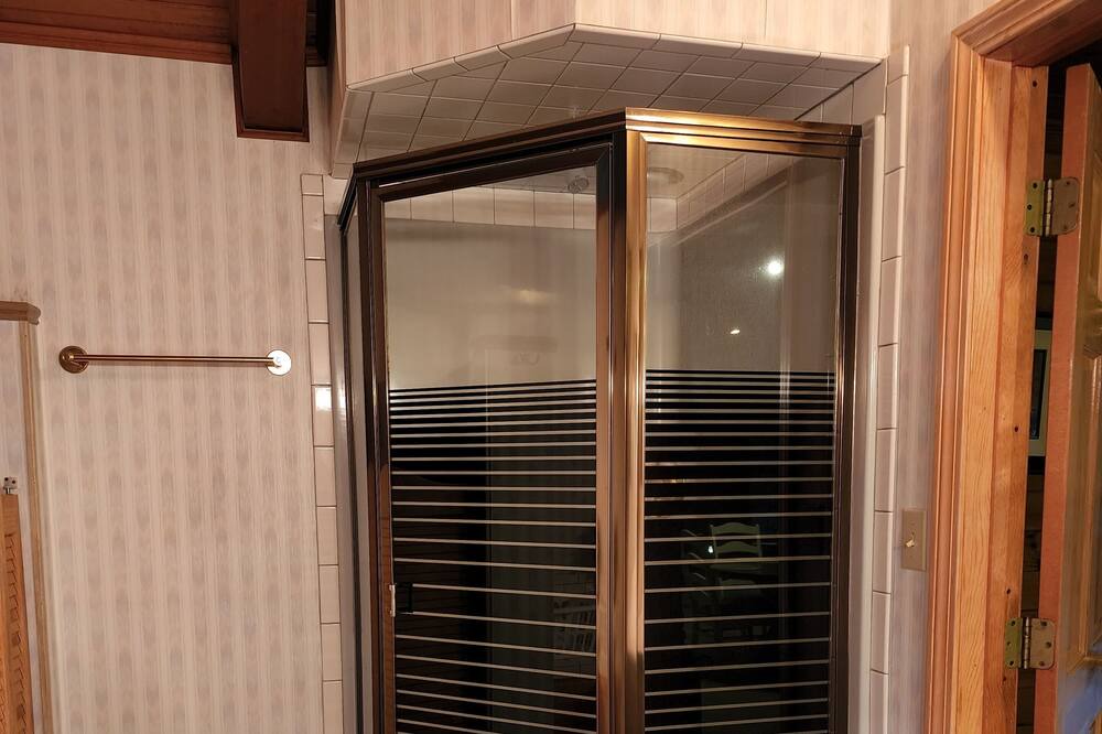 Photo of Bathroom in Ferguson