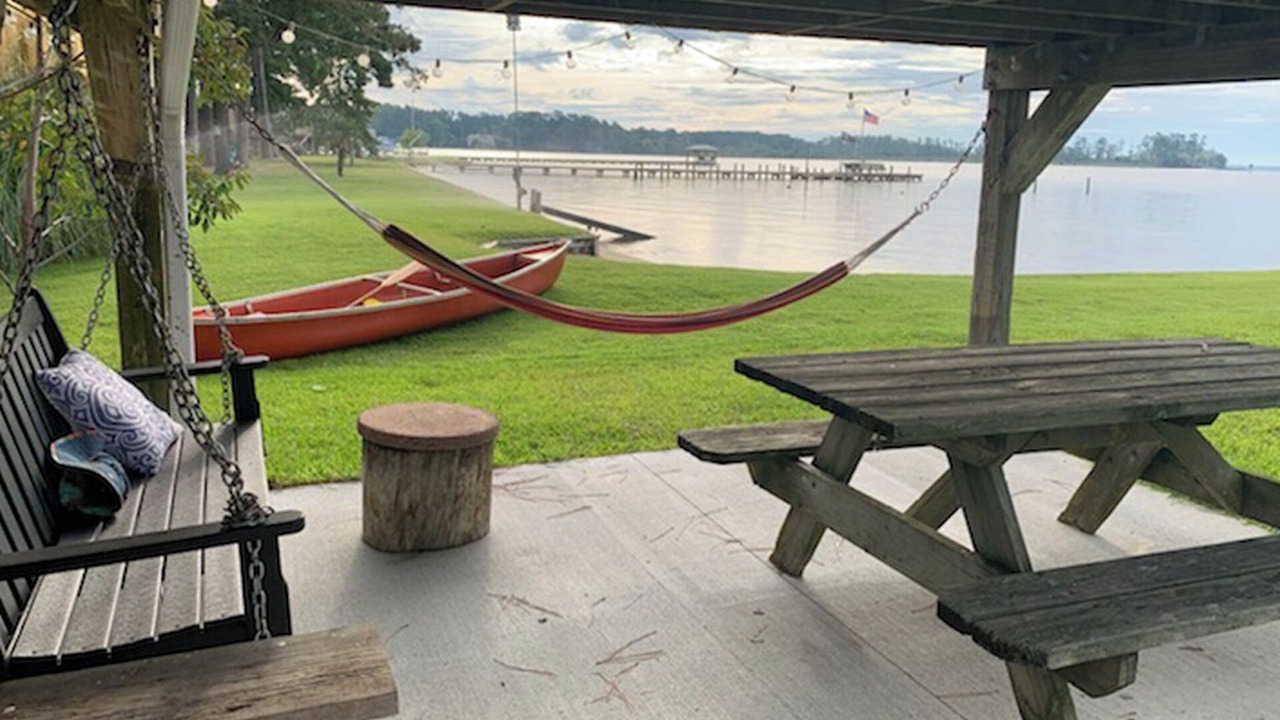 Photo of Outdoor in River Road