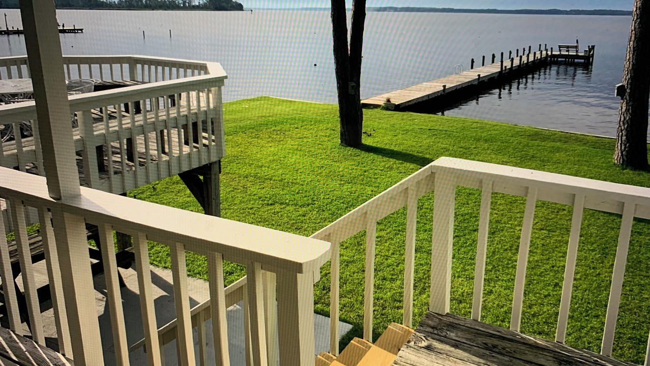 Photo of Outdoor in River Road