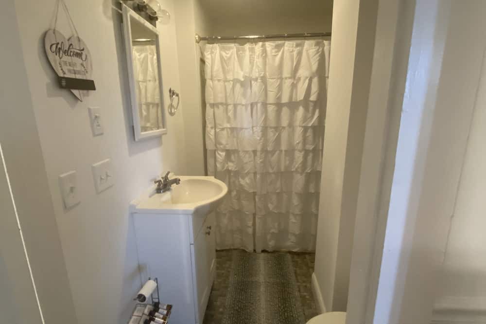 Photo of Bathroom in Rutherfordton