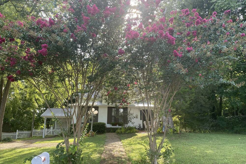 Photo of Outdoor in Rutherfordton