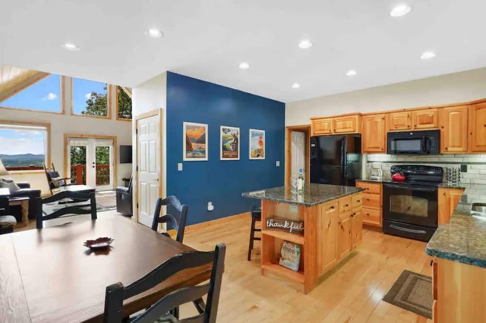 Photo of Kitchen in Indian Rock Springs