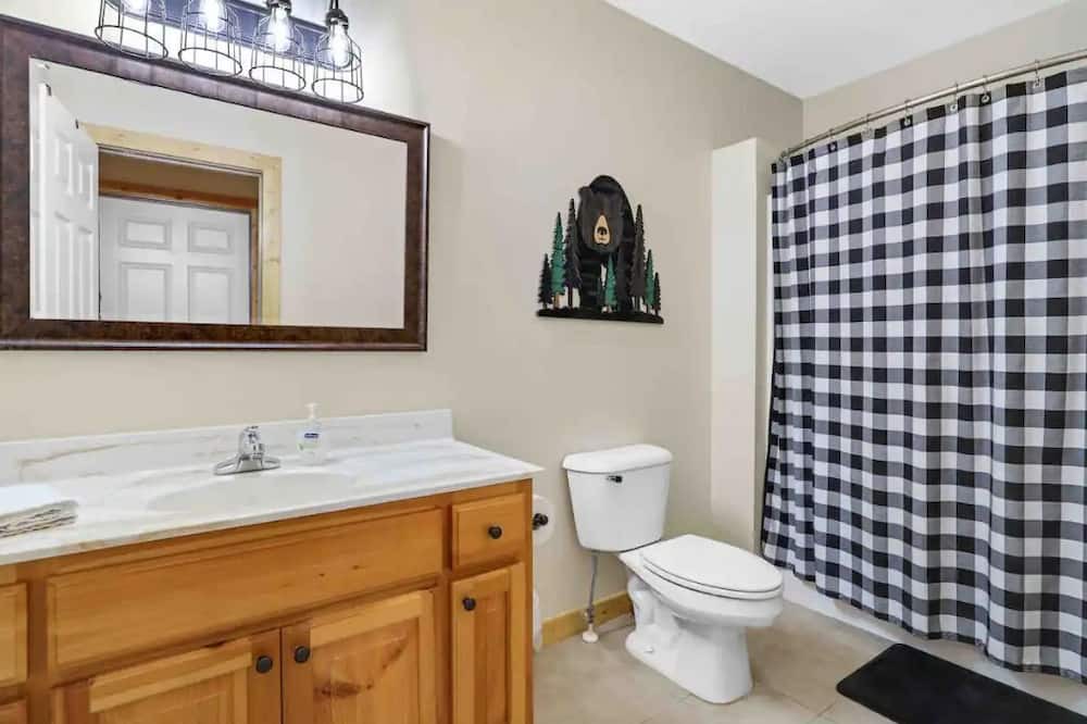 Photo of Bathroom in Indian Rock Springs