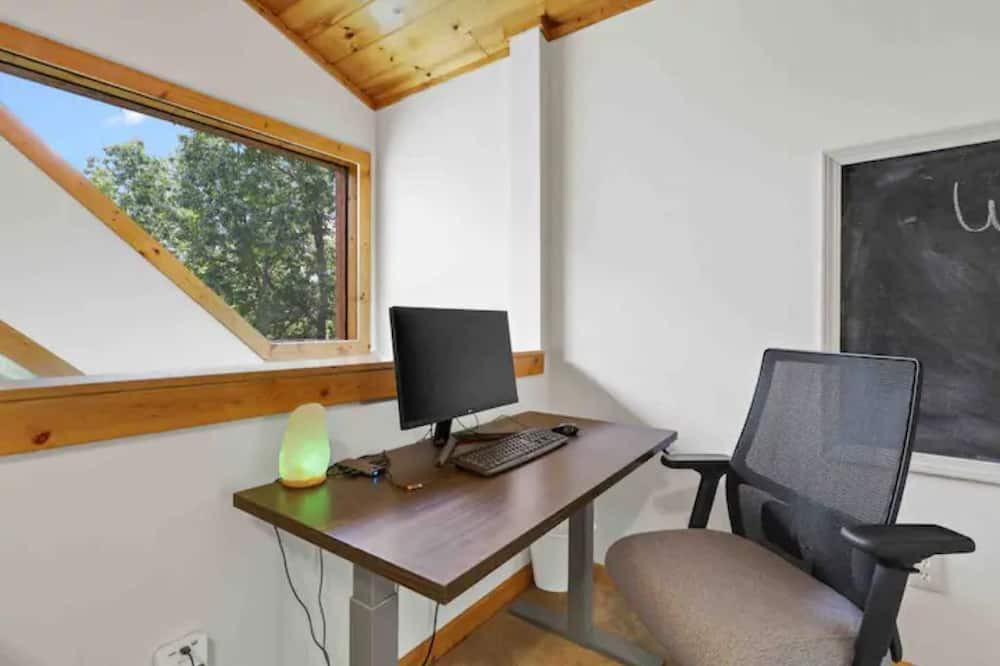 Photo of Bedroom in Indian Rock Springs