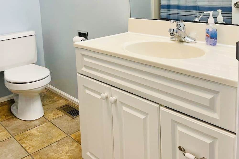 Photo of Bathroom in Liberty