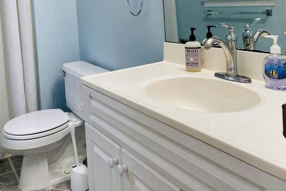 Photo of Bathroom in Liberty