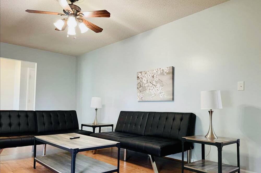 Photo of Livingroom in Liberty