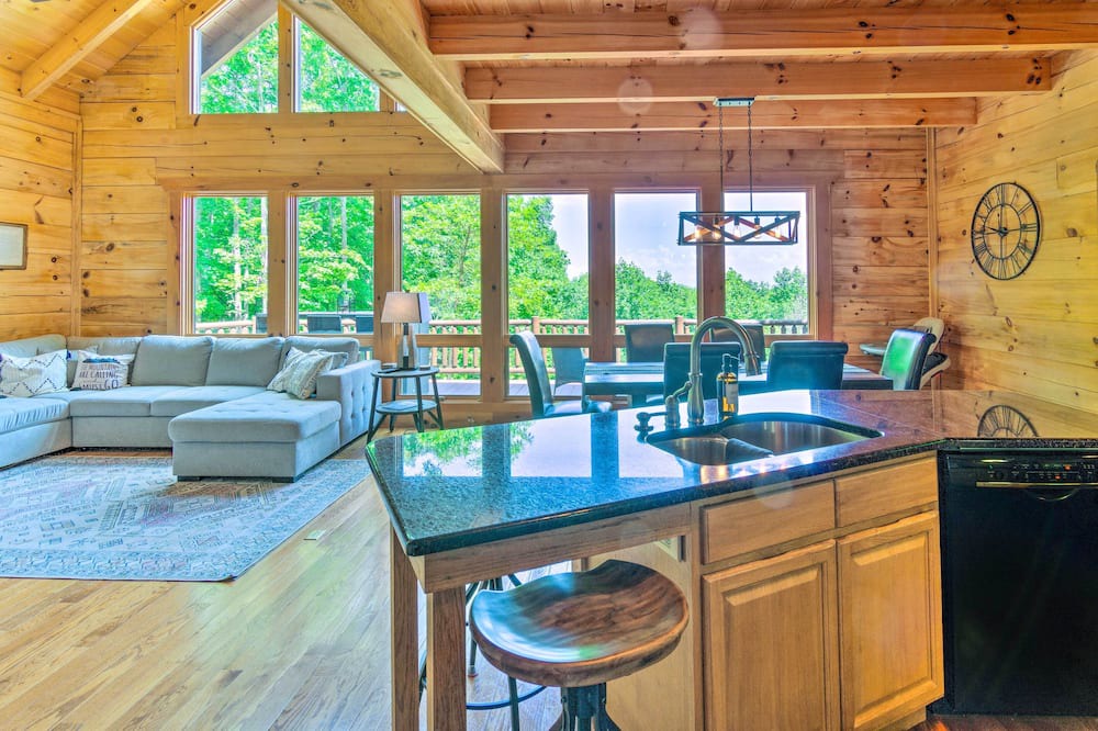 Photo of Livingroom in Vein Mountain