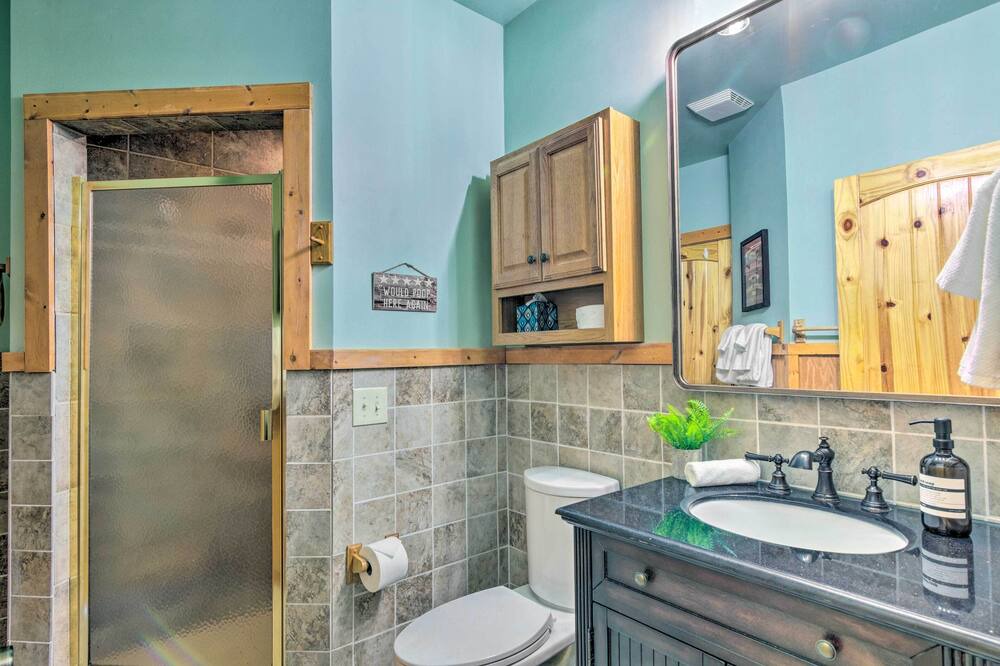 Photo of Bathroom in Vein Mountain