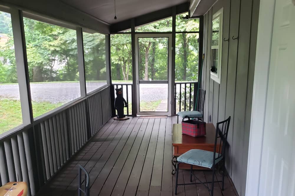 Photo of Patio Balcony in Qualla