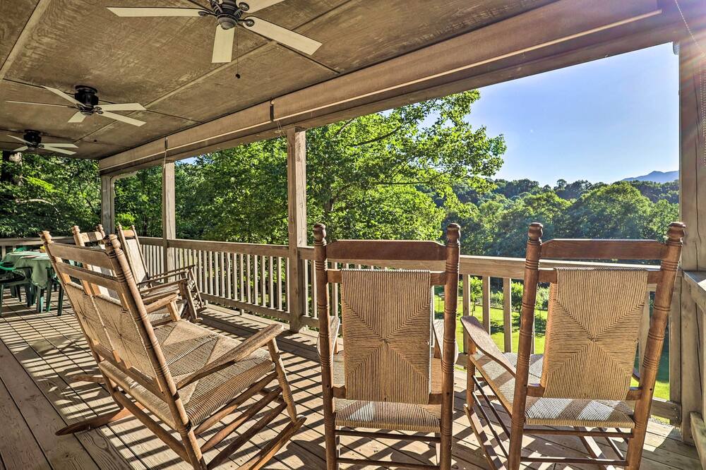 Photo of Outdoor in West Jefferson