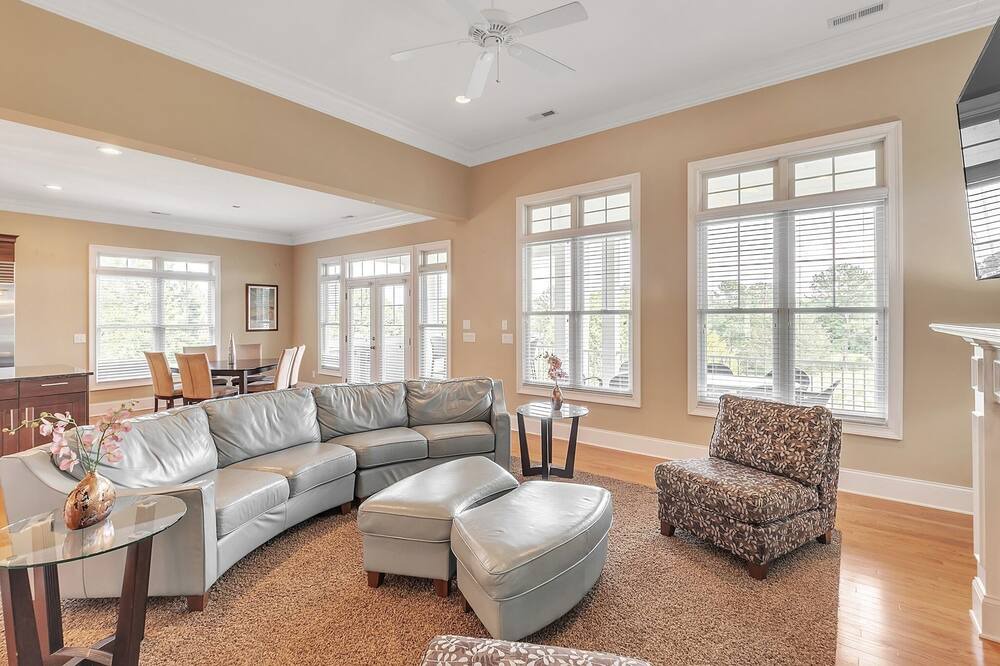 Photo of Bedroom in Carthage
