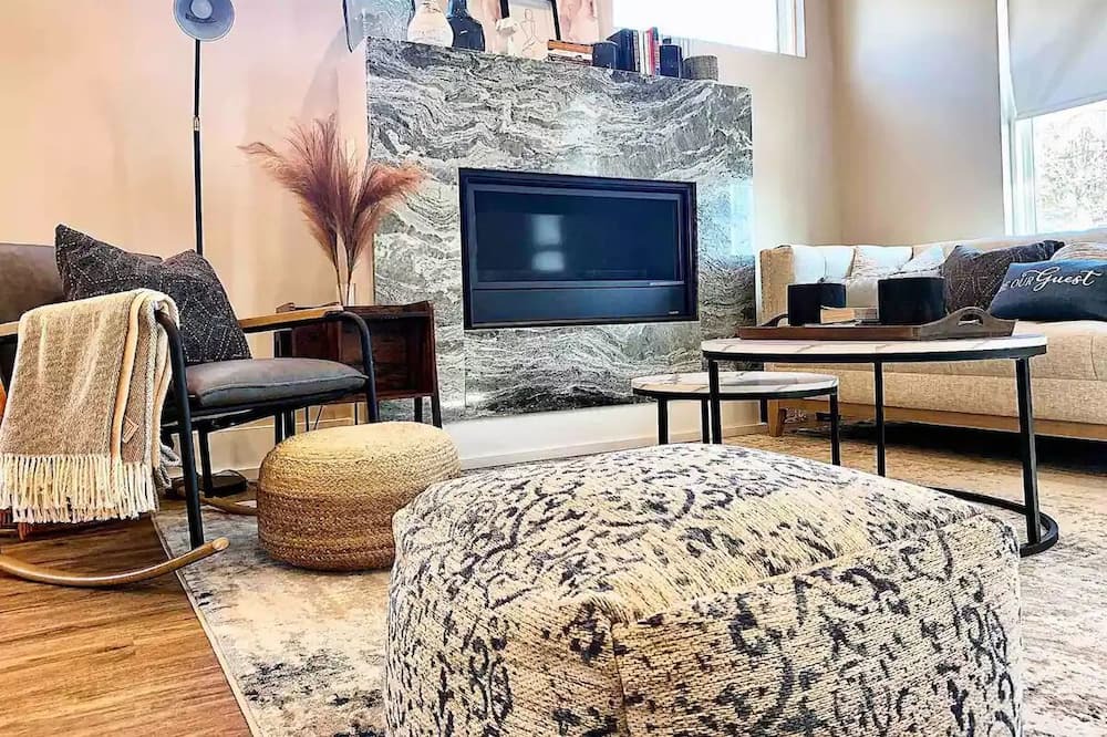 Photo of Livingroom in Hayes