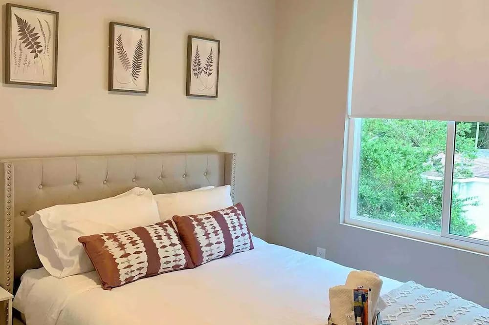 Photo of Bedroom in Hayes