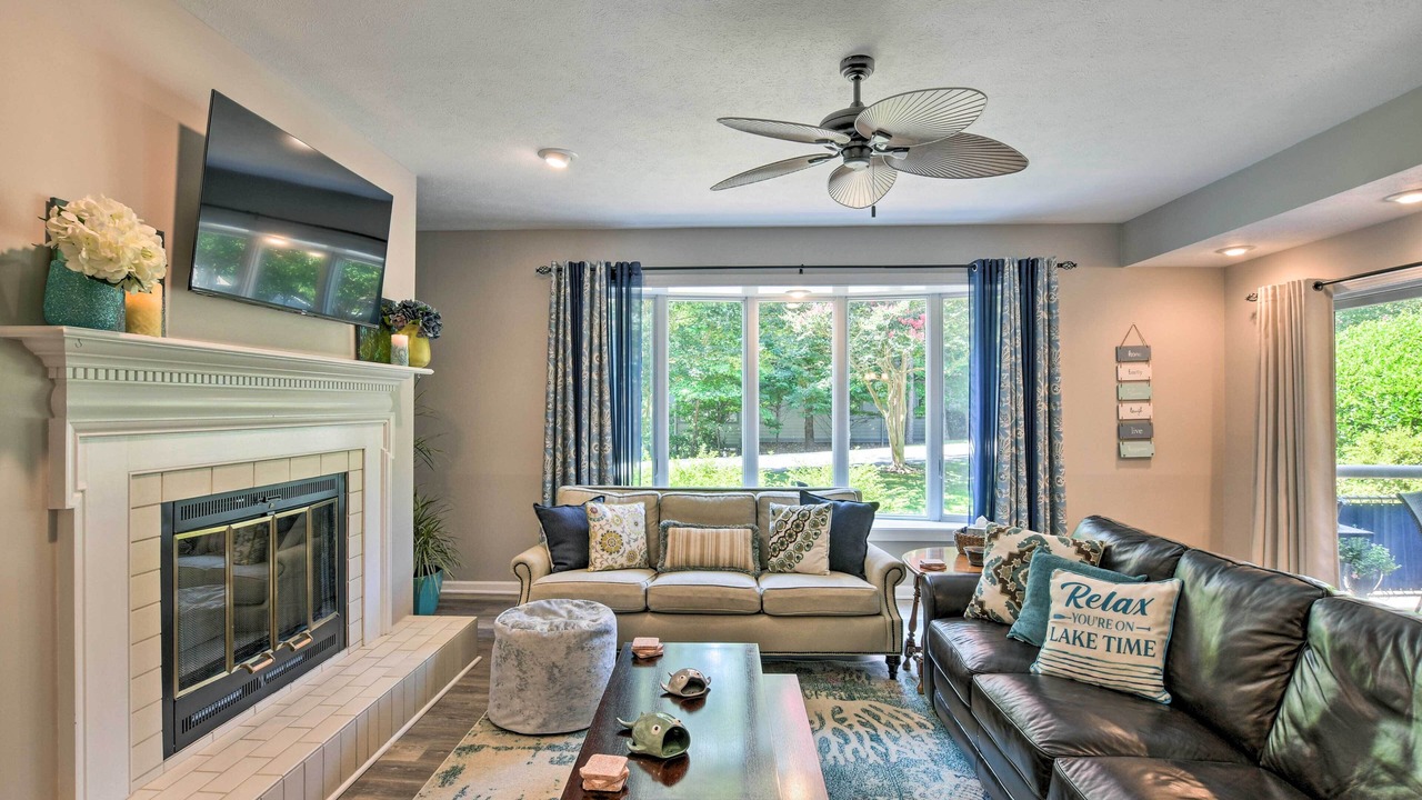 Photo of Livingroom in Salem