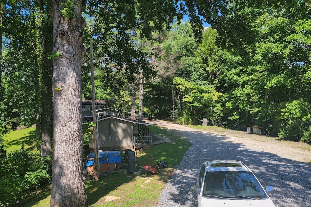 Photo of Others in Qualla
