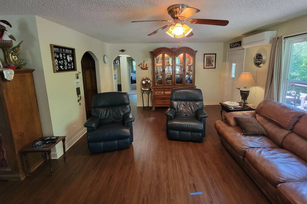 Photo of Livingroom in Qualla